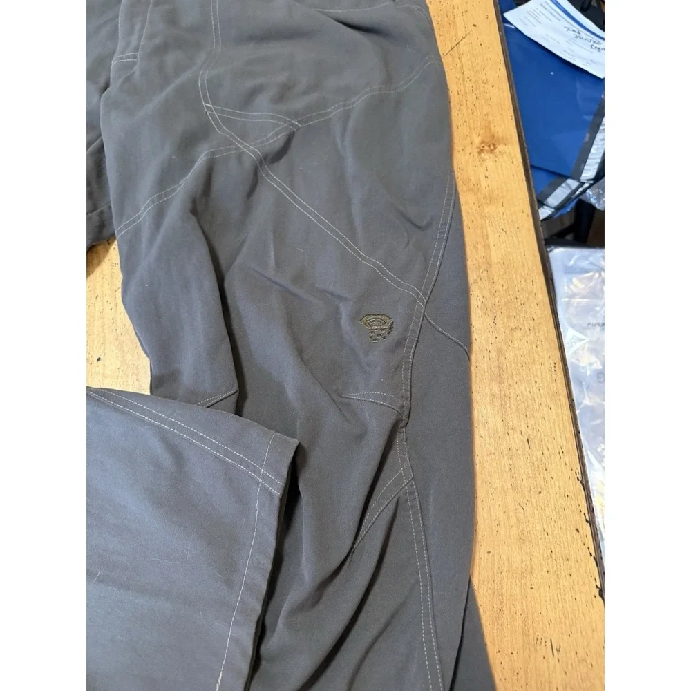 Mountain Hardwear Mens Pants Mens XL Ripstop Nylon w Polyester Lining. GOPCORE